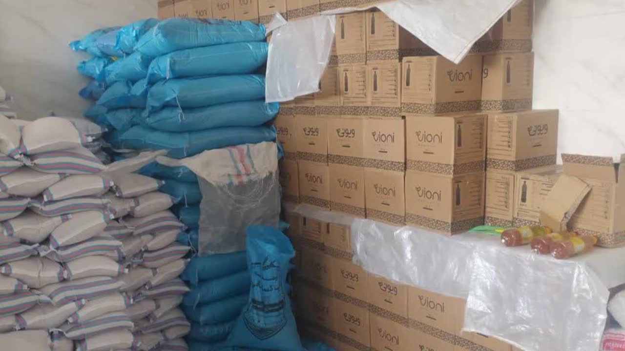 کشف ۲ تُن روغن احتکارشده در شهرستان کلاله